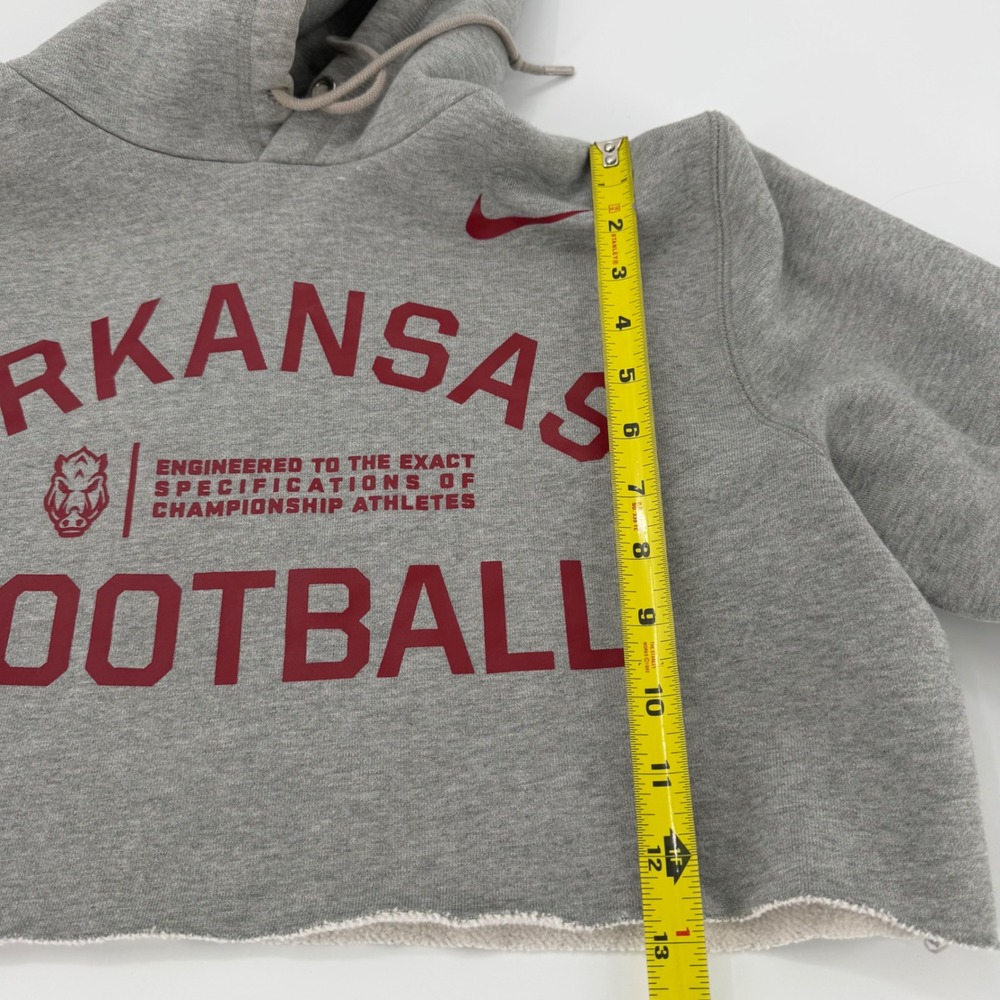 Nike Arkansas Razorback Football Cropped Hoodie Med Gray Raw Hem NCAA Sweatshirt - Picture 5 of 7